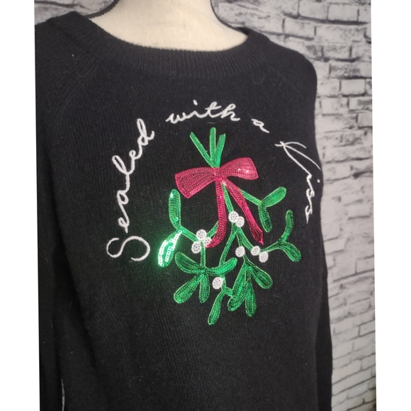 Holiday sweater - Picture 2 of 5